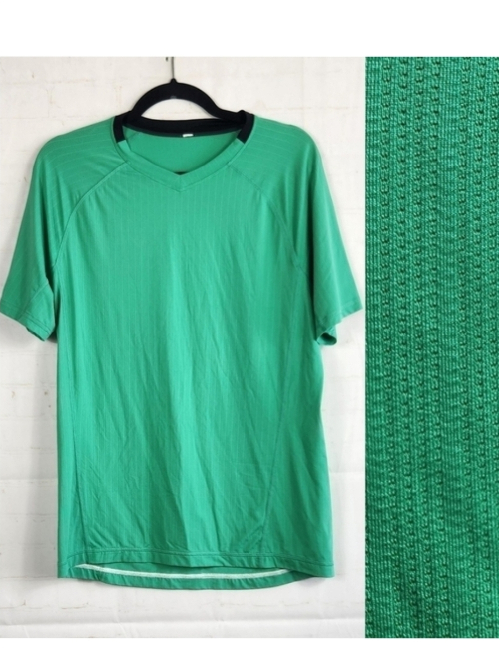 Lululemon Men’s Athletic Focus V Performance Short Sleeve T-Shirt Green Medium